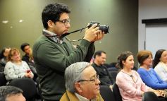 Foto de la galería: Marcelo Galeano presentó su libro "La Puerta Azul"