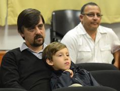 Foto de la galería: Marcelo Galeano presentó su libro "La Puerta Azul"