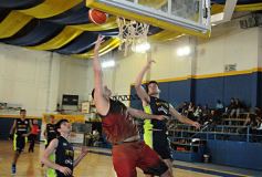 Foto de la galería: Tokio se quedó con el clásico ante Mitre