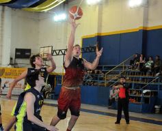 Foto de la galería: Tokio se quedó con el clásico ante Mitre