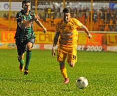 Foto de la galería: Crucero arrancó el torneo con garra y corazón