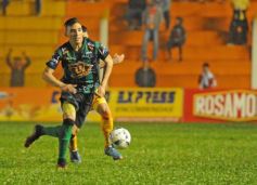 Foto de la galería: Crucero arrancó el torneo con garra y corazón