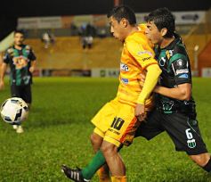 Foto de la galería: Crucero arrancó el torneo con garra y corazón