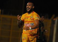 Foto de la galería: Crucero arrancó el torneo con garra y corazón