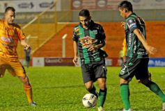 Foto de la galería: Crucero arrancó el torneo con garra y corazón