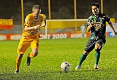 Foto de la galería: Crucero arrancó el torneo con garra y corazón