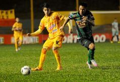 Foto de la galería: Crucero arrancó el torneo con garra y corazón