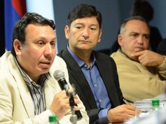 Foto de la galería: Salud Pública, Vialidad, el IFAI y Arquitectura pasaron por la comisión de Presupuesto