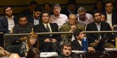 Foto de la galería: Legislatura: los desalojos continuarán suspendidos hasta fin del 2017