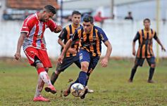 Foto de la galería: Mitre festejó su primer triunfo en el Federal C