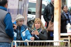 Foto de la galería: Los funcionarios, cerca de la gente, en otro operativo del PAS