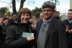 Foto de la galería: Los funcionarios, cerca de la gente, en otro operativo del PAS