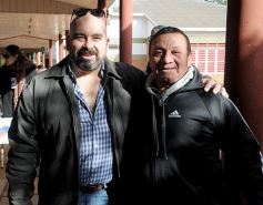 Foto de la galería: Los funcionarios, cerca de la gente, en otro operativo del PAS