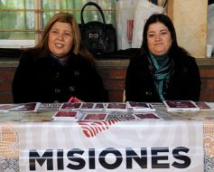 Foto de la galería: Los funcionarios, cerca de la gente, en otro operativo del PAS