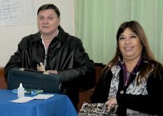 Foto de la galería: Los funcionarios, cerca de la gente, en otro operativo del PAS