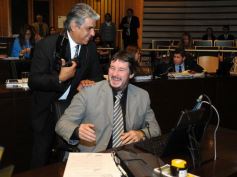 Foto de la galería: Firman convenio para implementar el aula robótica