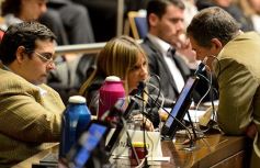 Foto de la galería: Firman convenio para implementar el aula robótica