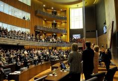 Foto de la galería: Firman convenio para implementar el aula robótica