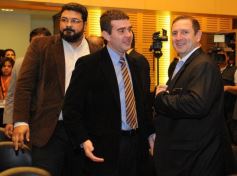 Foto de la galería: Firman convenio para implementar el aula robótica