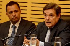 Foto de la galería: Firman convenio para implementar el aula robótica