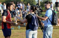 Foto de la galería: Centro, un justo ganador, festejó ante Lomas