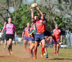 Foto de la galería: Centro, un justo ganador, festejó ante Lomas
