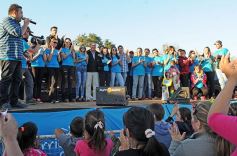 Foto de la galería: Barrio Feliz alegró al barrio 13 de Julio de Candelaria