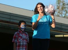 Foto de la galería: Barrio Feliz alegró al barrio 13 de Julio de Candelaria