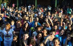 Foto de la galería: Barrio Feliz alegró al barrio 13 de Julio de Candelaria