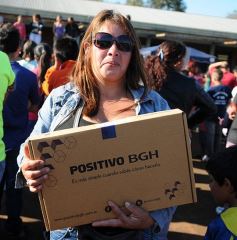 Foto de la galería: Barrio Feliz alegró al barrio 13 de Julio de Candelaria