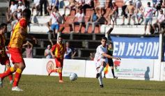 Foto de la galería: Traspié de Guaraní ante Sarmiento en Villa Sarita