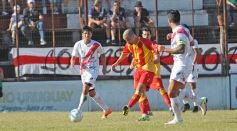 Foto de la galería: Traspié de Guaraní ante Sarmiento en Villa Sarita