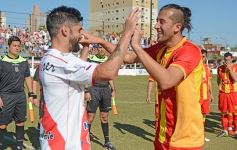 Foto de la galería: Traspié de Guaraní ante Sarmiento en Villa Sarita