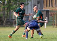 Foto de la galería: Capri aplastó a Lomas en Villa Cabello