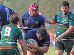 Foto de la galería: Capri aplastó a Lomas en Villa Cabello