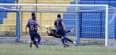 Foto de la galería: Mitre no pudo con Villa Alvear: fue 0 a 0