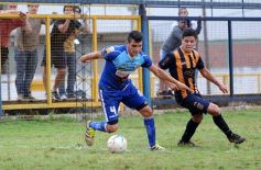 Foto de la galería: Mitre no pudo con Villa Alvear: fue 0 a 0