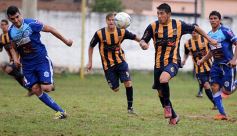 Foto de la galería: Mitre no pudo con Villa Alvear: fue 0 a 0