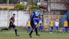 Foto de la galería: Mitre no pudo con Villa Alvear: fue 0 a 0
