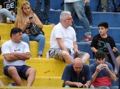 Foto de la galería: Mitre no pudo con Villa Alvear: fue 0 a 0