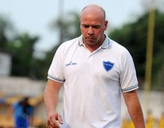 Foto de la galería: Mitre no pudo con Villa Alvear: fue 0 a 0