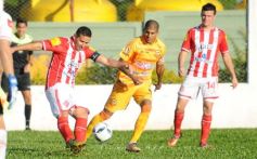 Foto de la galería: Crucero fue contundente en el segundo tiempo y goleó a San Martín
