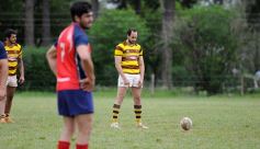 Foto de la galería: Centro arrancó el Super 8 con una victoria ante Tacurú