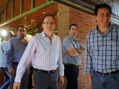 Foto de la galería: Peña y Cano vinieron a Posadas en el marco del programa "El Estado en tu barrio"