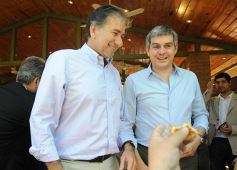 Foto de la galería: Peña y Cano vinieron a Posadas en el marco del programa "El Estado en tu barrio"