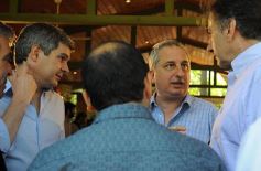 Foto de la galería: Peña y Cano vinieron a Posadas en el marco del programa "El Estado en tu barrio"