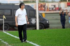 Foto de la galería: Crucero cayó en casa ante Atlético Paraná