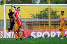 Foto de la galería: Crucero cayó en casa ante Atlético Paraná