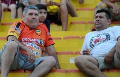 Foto de la galería: Crucero cayó en casa ante Atlético Paraná