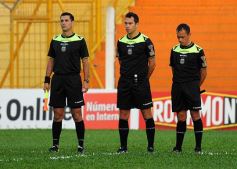Foto de la galería: Crucero cayó en casa ante Atlético Paraná